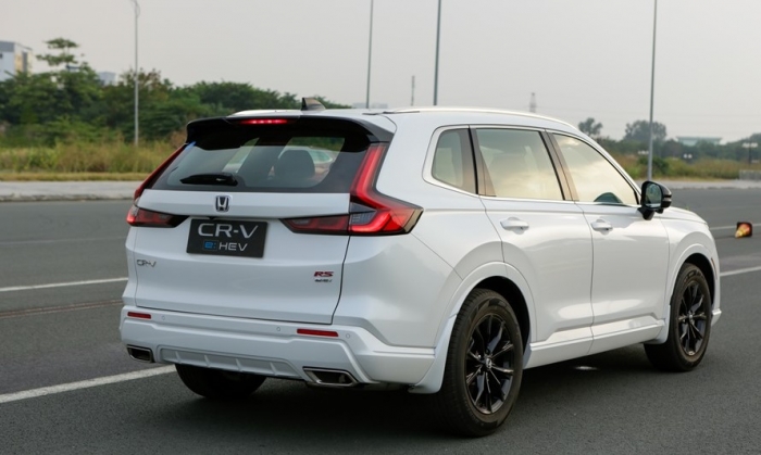‘Lật đổ’ Mazda CX-5, Honda CR-V quyết ‘vùng lên’ mạnh mẽ bằng giá lăn bánh 'mềm' giữa tháng 10/2025 ảnh 4