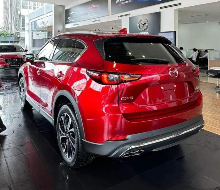 Mazda CX-5 ‘đè ép’ Honda CR-V bằng mức giá lăn bánh cực cạnh tranh ở thời điểm giữa tháng 10/2025 ảnh 4