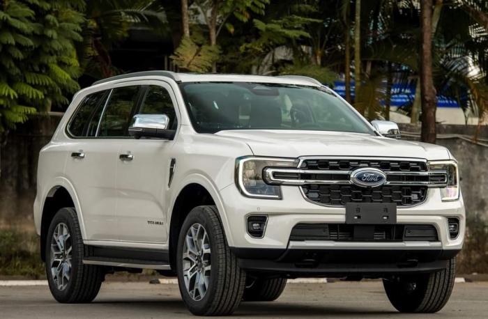 Giá Ford Everest lăn bánh giữa tháng 10/2025 giảm ‘thủng đáy’, ‘hạ gục’ Toyota Fortuner và Santa Fe ảnh 2
