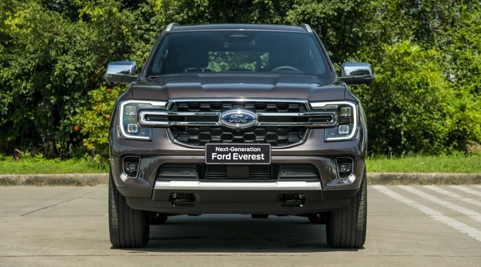 Giá Ford Everest lăn bánh giữa tháng 10/2025 giảm ‘thủng đáy’, ‘hạ gục’ Toyota Fortuner và Santa Fe ảnh 4