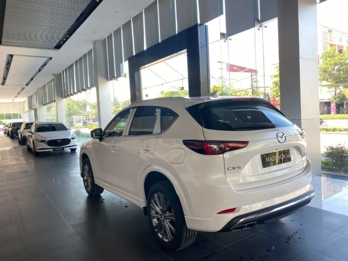 ‘Áp chế’ Honda CR-V, giá lăn bánh Mazda CX-5 giảm xuống 'rẻ như cho' ở thời điểm cuối tháng 10/2025 ảnh 4
