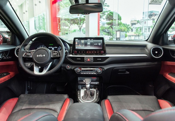 Giá lăn bánh Kia K3 cuối tháng 10/2025 rẻ ‘chạm đáy’, quyết đánh bại Mazda3 và Hyundai Elantra ảnh 5