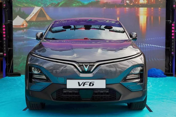 Giá lăn bánh VinFast VF 6 mới nhất cuối tháng 10/2025 hấp dẫn khó cưỡng, là ‘món hời’ cho khách Việt ảnh 4