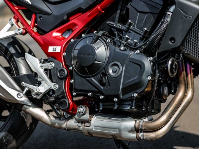 Honda chính thức ra mắt ‘huyền thoại côn tay’ mới ‘chất’ hơn Winner R và Yamaha Exciter, giá hấp dẫn ảnh 2