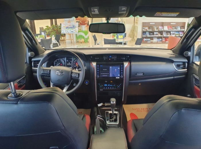 Giá lăn bánh Toyota Fortuner giảm ‘sập sàn’, sẵn sàng ‘thách thức’ Ford Everest và Hyundai Santa Fe ảnh 5