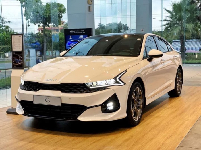Giá lăn bánh Kia K5 giảm sâu sau khi nhận ưu đãi khủng cuối tháng 11/2025, 'hạ đo ván' Toyota Camry ảnh 3