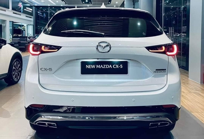 Giá Mazda CX-5 lăn bánh cuối tháng 11/2025 cực kỳ cạnh tranh, ‘đè bẹp’ Honda CR-V và Hyundai Tucson ảnh 3