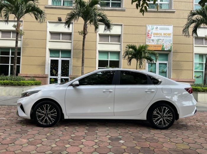 Giá xe Kia K3 lăn bánh cuối tháng 11/2025 ‘rẻ như cho’, quyết hạ gục cả Mazda3 và Hyundai Elantra ảnh 3