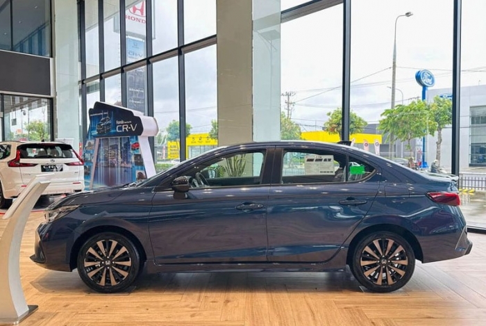 Giá Honda City lăn bánh đầu tháng 12/2025 giảm sâu, quyết cho Hyundai Accent và Toyota Vios ‘đo ván’ ảnh 2