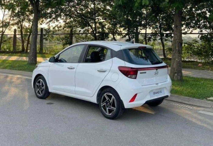Bảng giá Hyundai Grand i10 lăn bánh cập nhật giữa tháng 12/2025: Giảm tới đáy, rẻ áp đảo Kia Morning ảnh 2