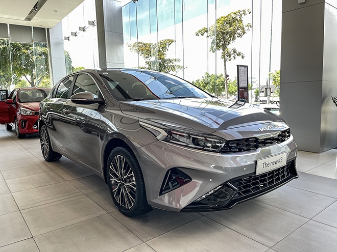 Cập nhật giá lăn bánh Kia K3 đầu tháng 12/2025 ‘rẻ như rau’, ‘gạt giò’ cả Hyundai Elantra và Mazda3 ảnh 2