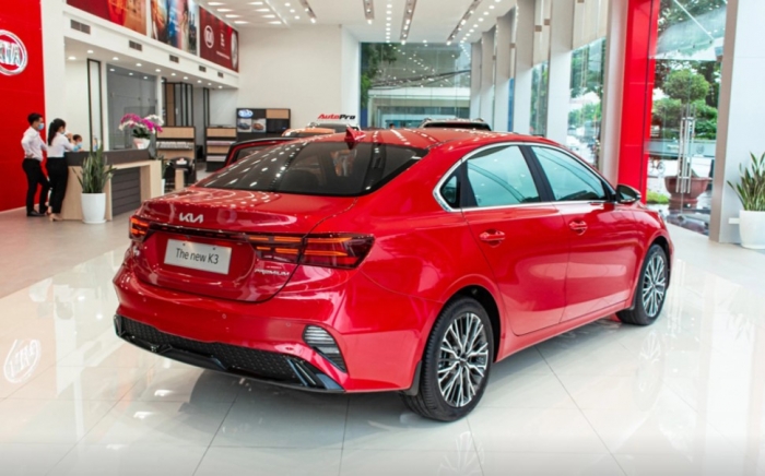 Cập nhật giá lăn bánh Kia K3 đầu tháng 12/2025 ‘rẻ như rau’, ‘gạt giò’ cả Hyundai Elantra và Mazda3 ảnh 4