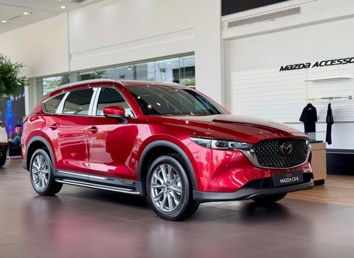 Mazda CX-8 hạ giá lăn bánh ‘chạm đáy’ đầu tháng 12/2025, ‘phế truất’ Ford Everest và Toyota Fortuner ảnh 2