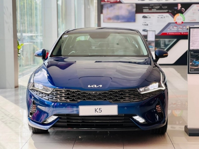 Nhận ưu đãi hấp dẫn, giá xe Kia K5 lăn bánh đầu tháng 12/2025 giảm cực sâu, 'hạ gục' Toyota Camry ảnh 4