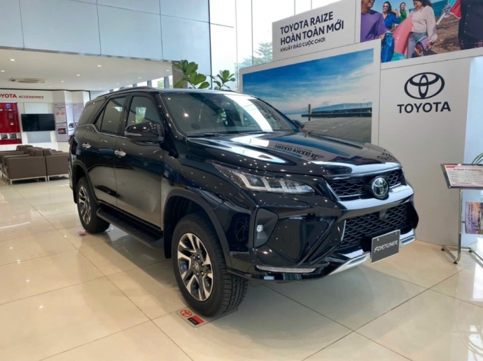 Tuyên chiến Ford Everest, Toyota Fortuner giảm giá lăn bánh cực rẻ ở thời điểm đầu tháng 12/2025 ảnh 4