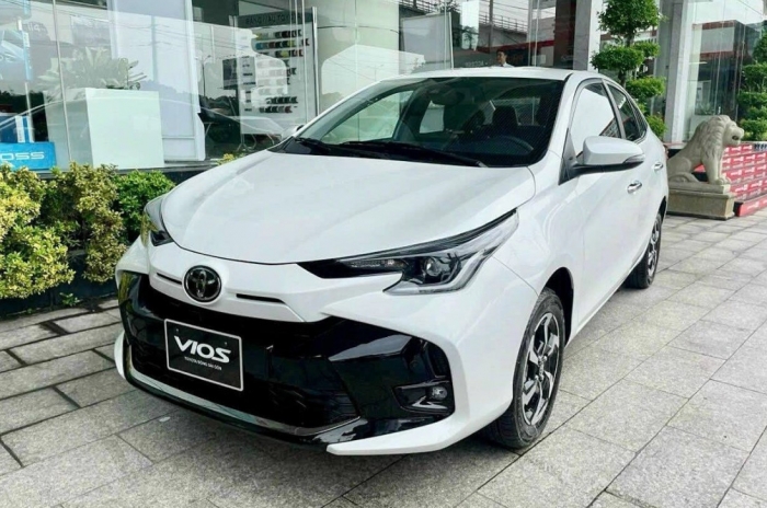 Gi&aacute; lăn b&aacute;nh Toyota Vios giữa th&aacute;ng 12/2025 giảm s&acirc;u nhờ nhận ưu đ&atilde;i khủng, 'hạ gục' Hyundai Accent ảnh 1