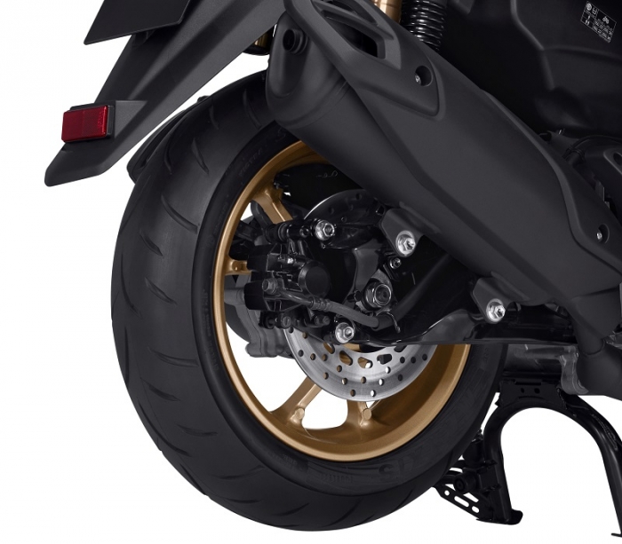 Yamaha Motor Việt Nam ch&iacute;nh thức ra mắt NMAX 2025 mới với gi&aacute; hấp dẫn, trang bị ngang cơ Honda SH ảnh 13