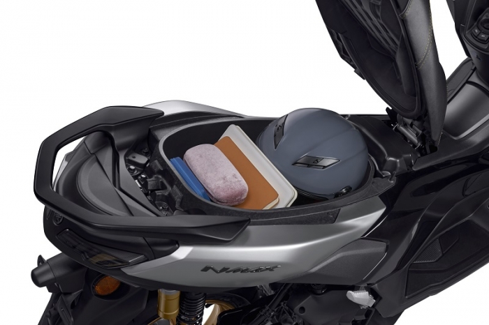 Yamaha Motor Việt Nam ch&iacute;nh thức ra mắt NMAX 2025 mới với gi&aacute; hấp dẫn, trang bị ngang cơ Honda SH ảnh 14