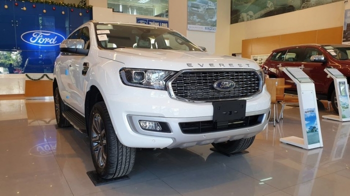 Gi&aacute; Ford Everest lăn b&aacute;nh cuối th&aacute;ng 12/2025: Dễ mua, &lsquo;hạ gục&rsquo; Hyundai Santa Fe v&agrave; Toyota Fortuner ảnh 1