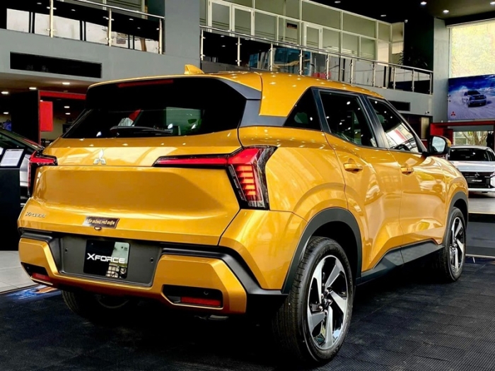Gi&aacute; lăn b&aacute;nh Mitsubishi Xforce cuối th&aacute;ng 12/2025 k&egrave;m ưu đ&atilde;i: &lsquo;&Aacute;p đảo&rsquo; Hyundai Creta v&agrave; Kia Seltos ảnh 4