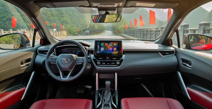 Gi&aacute; xe Toyota Corolla Cross lăn b&aacute;nh cuối th&aacute;ng 12/2025: Hạ knock-out Kia Seltos nhờ si&ecirc;u ưu đ&atilde;i ảnh 5
