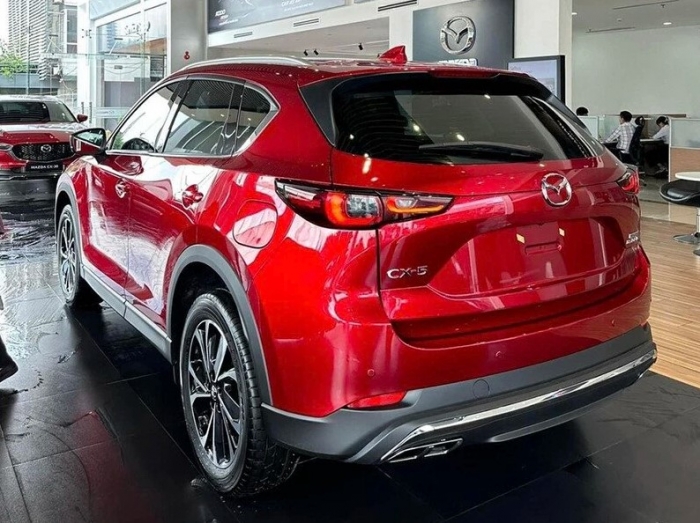 Giá lăn bánh Mazda CX-5 mới nhất đầu tháng 2/2025 hấp dẫn khó cưỡng, uy hiếp Honda CR-V ảnh 3