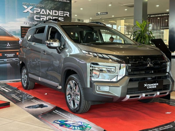 Giá xe Mitsubishi Xpander Cross lăn bánh đầu tháng 2/2025 ‘rẻ giật mình’ kèm quà tặng cực khủng ảnh 3