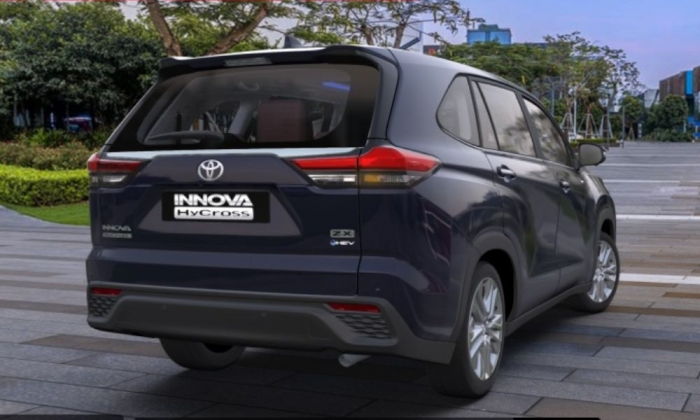 Toyota Innova Hycross 2025 ra mắt với giá chỉ từ 512 triệu đồng, trang bị át vía Mitsubishi Xpander ảnh 3