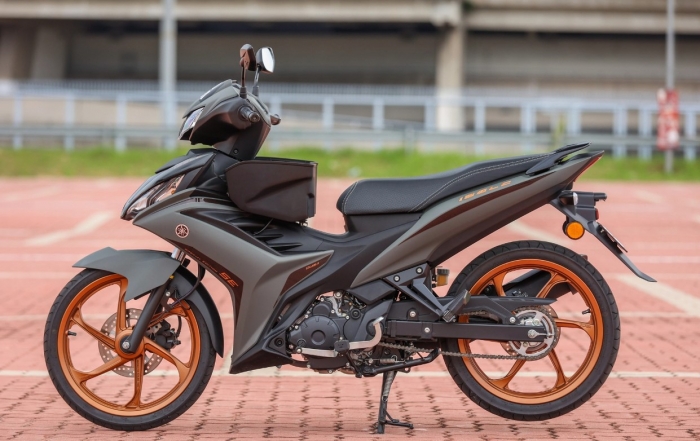 Lãng quên Honda Future, khách Việt đổ xô mua ‘vua xe số’ 135cc mới của Yamaha vì thiết kế tuyệt đẹp ảnh 3