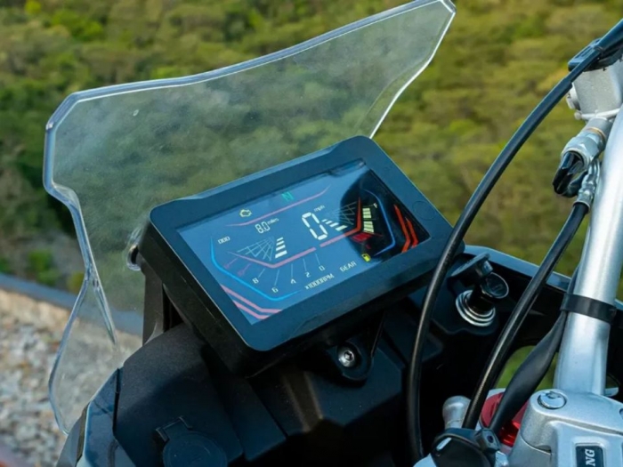 ‘Vua côn tay’ 250cc mới mạnh át vía Yamaha Exciter, trang bị đè bẹp Honda Winner X ra mắt với giá rẻ ảnh 7