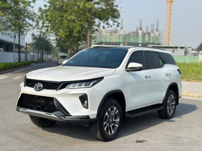Giá lăn bánh Toyota Fortuner đầu tháng 5/2025 đang siêu rẻ, đe nẹt Ford Everest và Hyundai Santa Fe ảnh 2