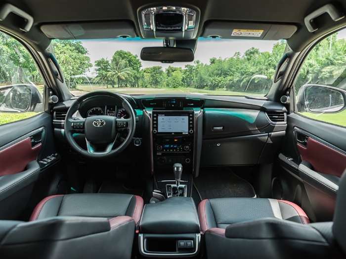 Giá lăn bánh Toyota Fortuner đầu tháng 5/2025 đang siêu rẻ, đe nẹt Ford Everest và Hyundai Santa Fe ảnh 5