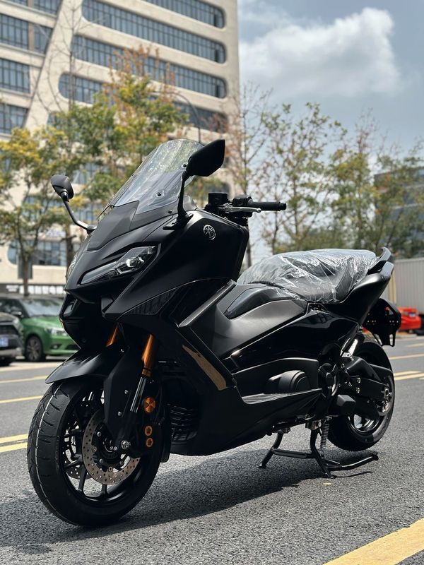 Tin xe hot 11/5: ‘Vua xe ga’ mới của Yamaha ra mắt với giá cạnh tranh, đẹp và xịn hơn cả Honda SH ảnh 1