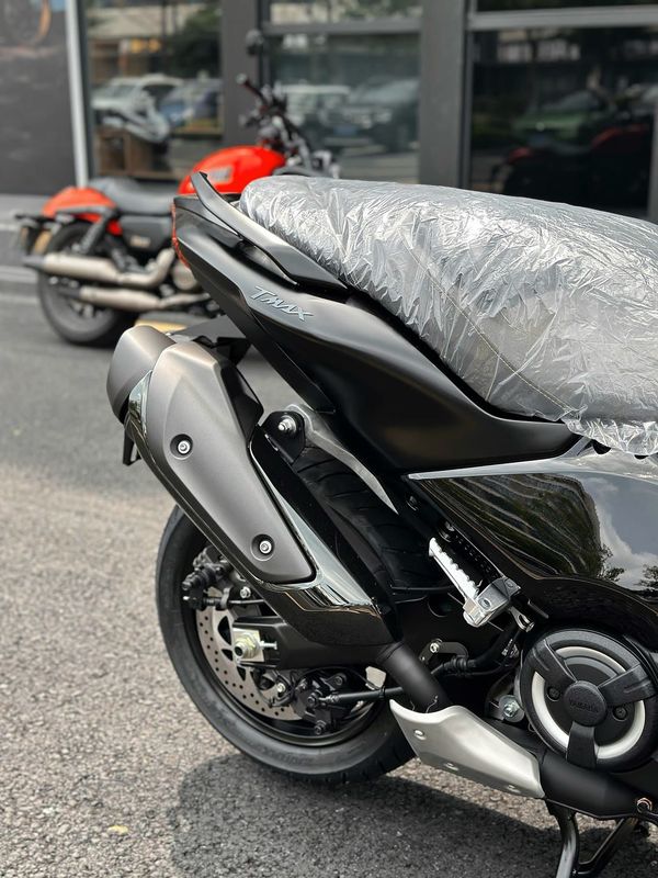 Yamaha chính thức ra mắt ‘vua xe ga’ mới thiết kế chất hơn Honda SH, trang bị đỉnh cao, giá hấp dẫn ảnh 3