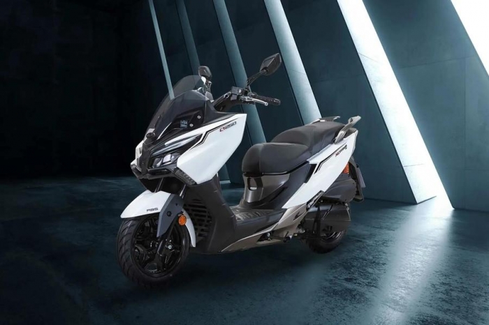 Đả bại Honda SH, ‘vua xe ga’ 250cc mới cực chất ra mắt giá 72 triệu đồng, có đủ cả ABS 2 kênh và TCS ảnh 1