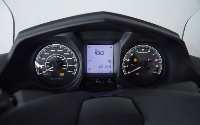Đả bại Honda SH, ‘vua xe ga’ 250cc mới cực chất ra mắt giá 72 triệu đồng, có đủ cả ABS 2 kênh và TCS ảnh 7
