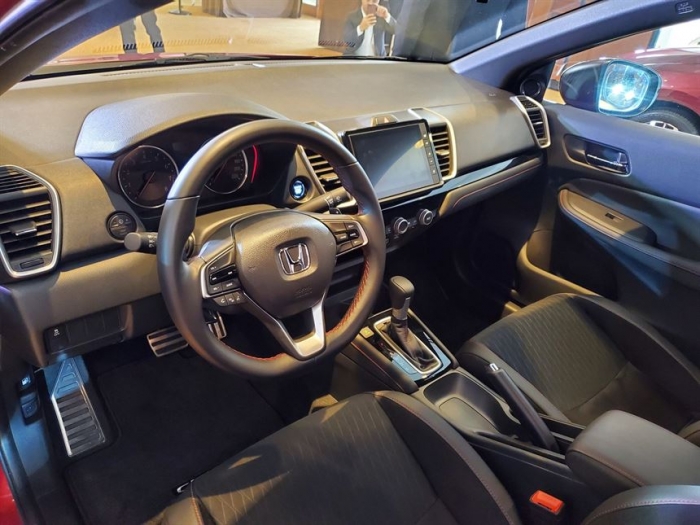 Giá lăn bánh Honda City giữa tháng 5/2025 ‘rẻ giật mình’, đại chiến Hyundai Accent và Toyota Vios ảnh 4