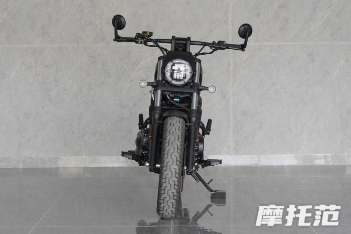 Ra mắt ‘vua côn tay’ mới giá 54 triệu đồng: Khỏe hơn Yamaha Exciter, trang bị át vía Honda Winner X ảnh 2