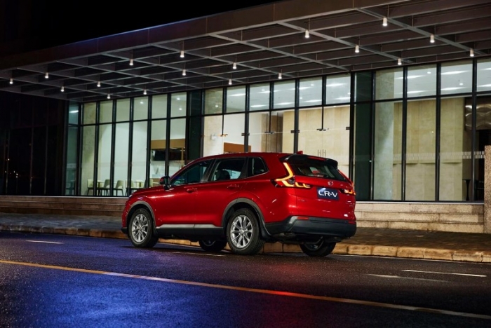 Giá lăn bánh Honda CR-V đang siêu rẻ cuối tháng 5/2025, quyết lật đổ sự thống trị của Mazda CX-5 ảnh 5