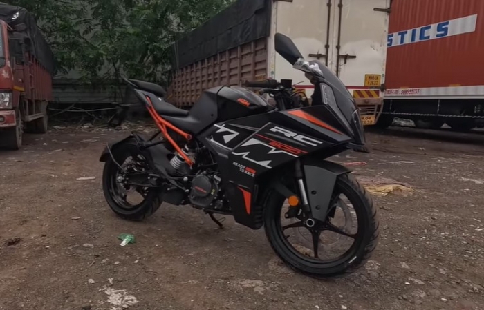 Đè bẹp Yamaha Exciter, ‘vua côn tay’ 200cc mới xịn hơn Honda Winner X về đại lý giá 68 triệu đồng ảnh 3
