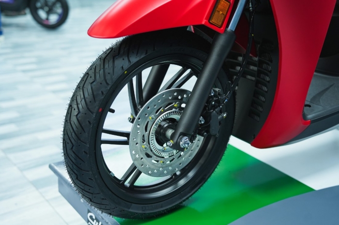 Honda SH 2025 mới ra mắt tại đại lý Việt: Thiết kế đẹp chưa từng có, trang bị hiện đại, giá hấp dẫn ảnh 5
