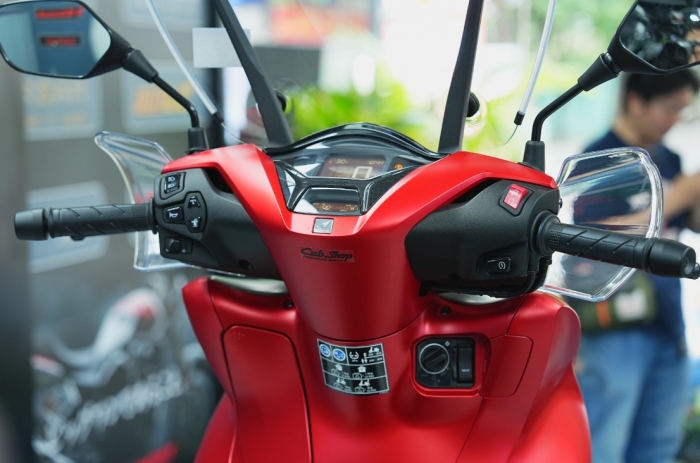 Honda SH 2025 mới ra mắt tại đại lý Việt: Thiết kế đẹp chưa từng có, trang bị hiện đại, giá hấp dẫn ảnh 6