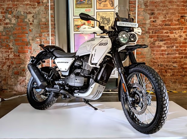 Đè bẹp Yamaha Exciter, ‘vua côn tay’ 334cc mới chất hơn Honda Winner X ra mắt với giá 57 triệu đồng ảnh 1