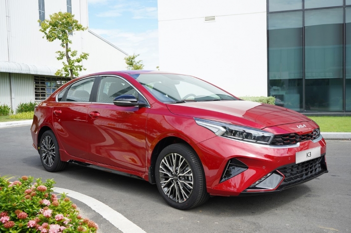 Giá xe Kia K3 lăn bánh đầu tháng 6/2025 ‘rẻ như bèo’, quyết hạ đo ván cả Hyundai Elantra và Mazda3 ảnh 1