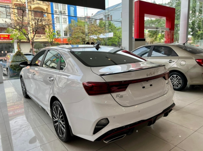 Giá xe Kia K3 lăn bánh đầu tháng 6/2025 ‘rẻ như bèo’, quyết hạ đo ván cả Hyundai Elantra và Mazda3 ảnh 4
