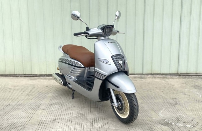 ‘Kẻ hủy diệt Honda Vision’ chính thức ra mắt giá 36 triệu đồng, trang bị đỉnh cao át vía cả SH Mode ảnh 3