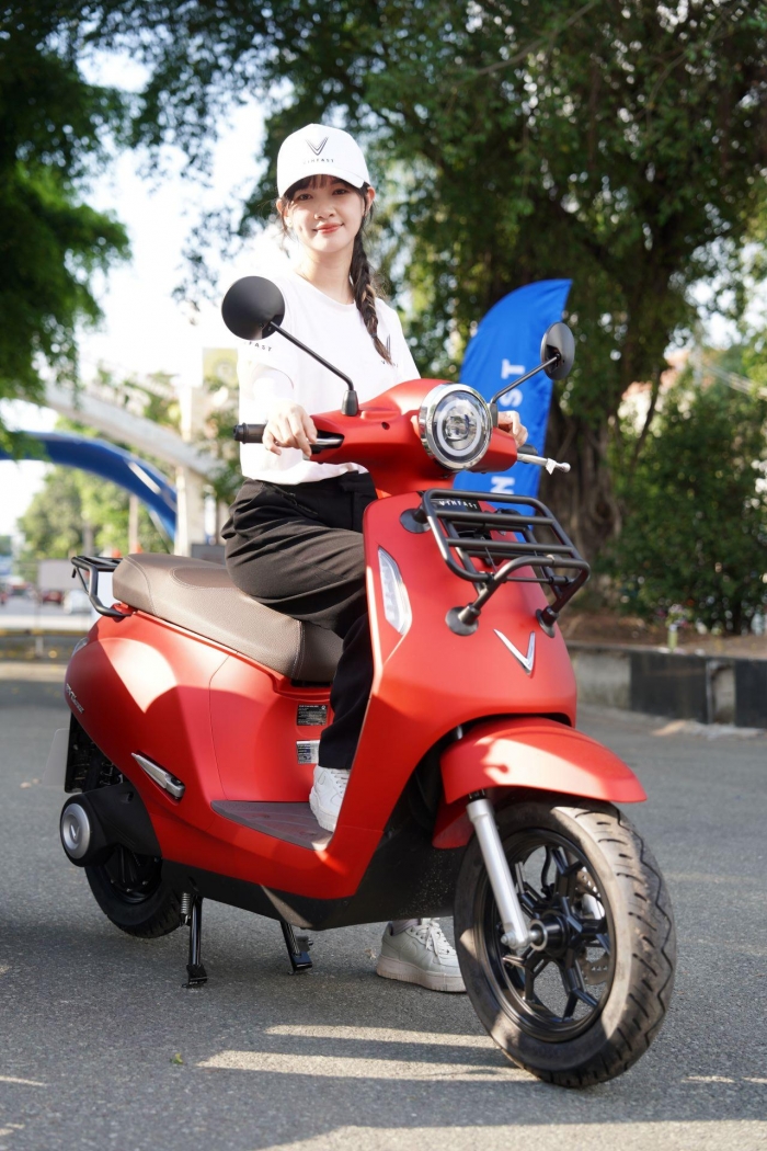 Người dùng Việt mê xe máy VinFast vì ‘mua dễ - đi rẻ’ ảnh 1