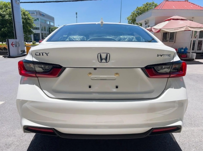 Giá lăn bánh Honda City đầu tháng 6/2025 cực cạnh tranh, quyết hạ gục Hyundai Accent và Toyota Vios ảnh 3