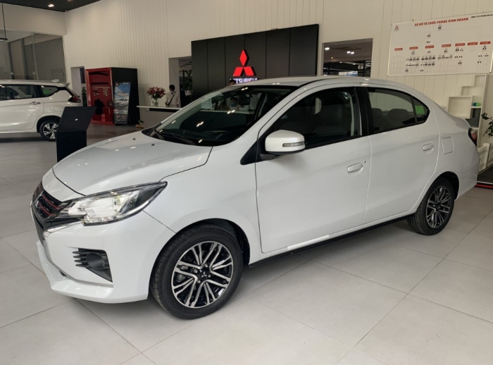 Quên Toyota Vios và Honda City đi, giá lăn bánh mẫu sedan cỡ B này đang giảm sâu, rẻ như Kia Morning ảnh 1