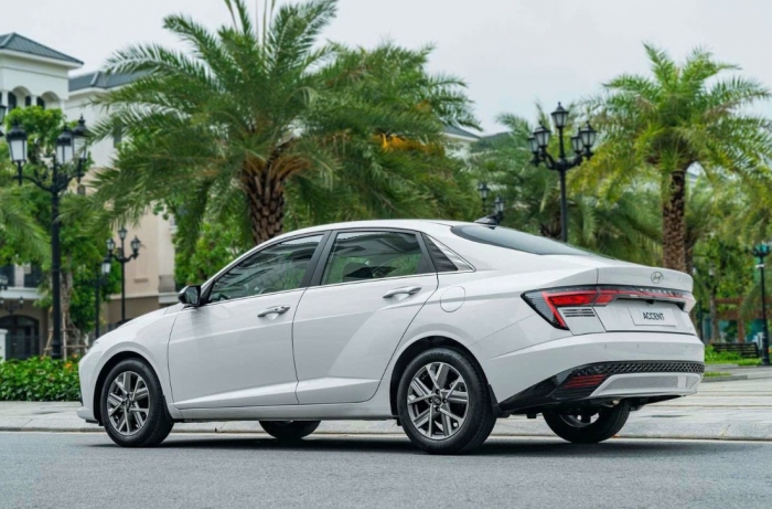 Hyundai Accent có giá lăn bánh cực cạnh tranh cuối tháng 6/2025, rẻ lấn át Honda City và Toyota Vios ảnh 4
